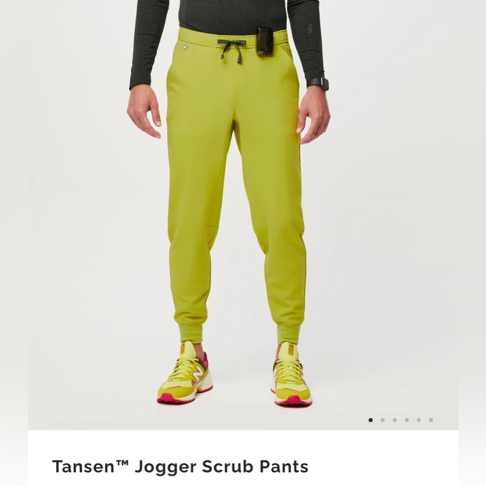 Figs Tansen Jogger Scrub Pants in limeade